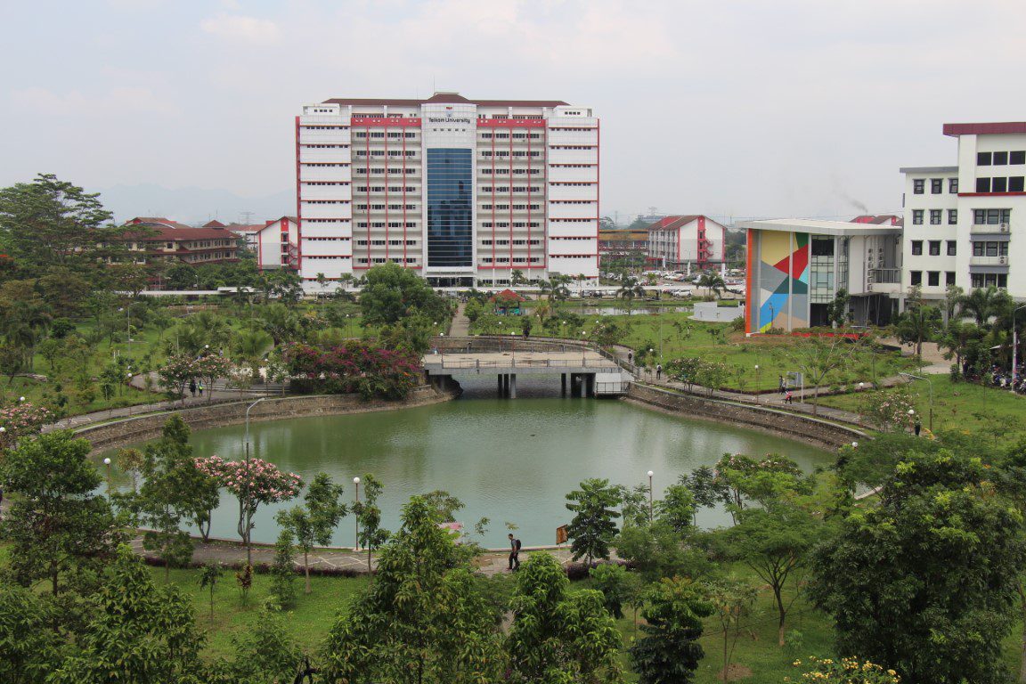 Situ Tekno GKU Telkom University kampus swasta universitasperguruan tinggi terbaik di bandung indonesia, akreditasi A unggul